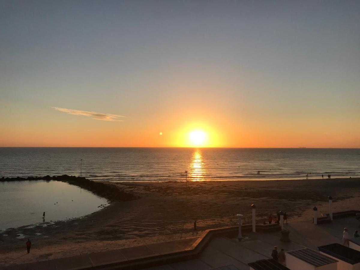 Le Coucher De Soleil - Face Mer Avec Terrasse Wimereux Exterior foto